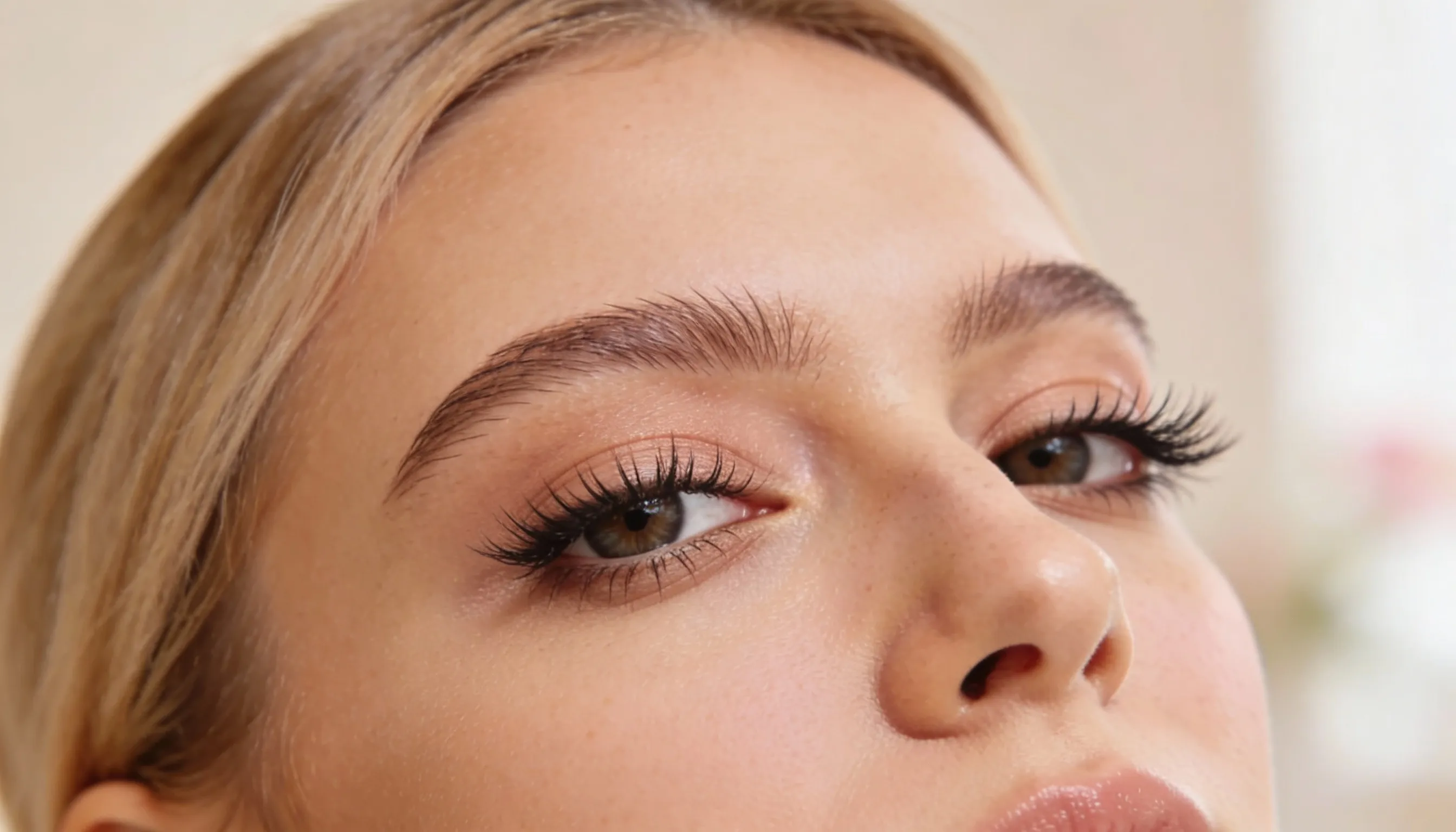 Lash lifts